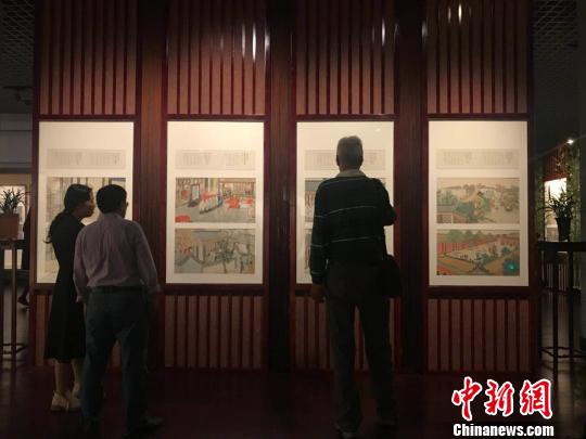 本次展覽精選全套《紅樓夢》畫冊中近200幀，展示了《紅樓夢》原著的完整故事情節(jié)以及畫家精湛的技藝筆法?！『?攝