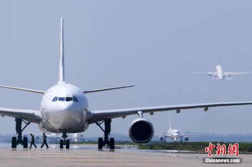 航班資料圖。<a target='_blank' href='http://www.chinanews.com/'>中新社</a>記者 張亨偉 攝