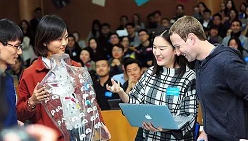 扎克伯格在清華談創(chuàng)業(yè):想要?jiǎng)俪鰬?yīng)關(guān)注這個(gè)問(wèn)題
