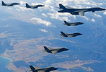 B1-B、F35、F16等多型戰(zhàn)機參加韓美聯(lián)演