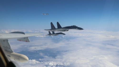 圖片來(lái)源：中國(guó)空軍官方微博。