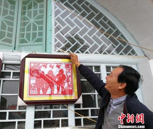 資料圖：12月8日，山西省扶貧辦公室發(fā)文稱開展貧困村提升“冬季行動(dòng)”。　楊杰英 攝