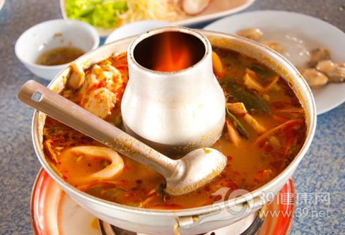 冬天想吃熱乎的！麻辣燙怎么吃才健康？
