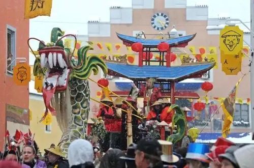 這個(gè)德國(guó)小鎮(zhèn)居民自稱(chēng)是中國(guó)人 還在春節(jié)狂歡游行