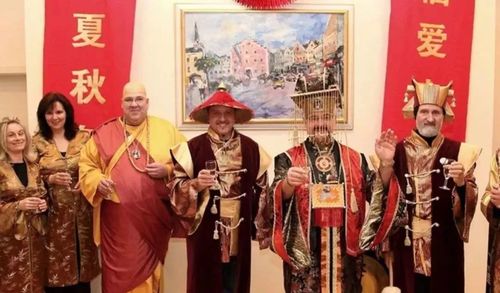 這個(gè)德國(guó)小鎮(zhèn)居民自稱(chēng)是中國(guó)人 還在春節(jié)狂歡游行