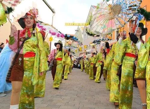 這個(gè)德國(guó)小鎮(zhèn)居民自稱(chēng)是中國(guó)人 還在春節(jié)狂歡游行