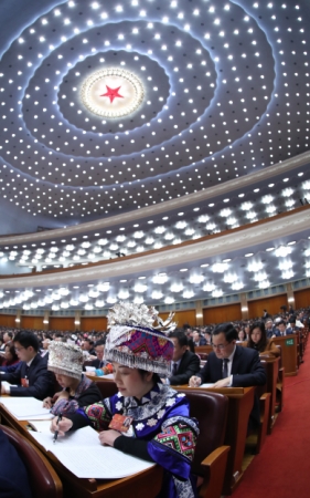 （12）十三屆全國人大一次會(huì)議舉行第四次全體會(huì)議