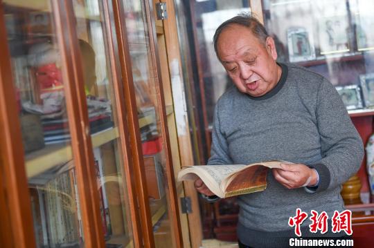 作為一名長期從事文物研究的工作者，常四龍退休之后仍然堅(jiān)持寫作，并著有多部文物考古類書籍?！∥淇〗?攝