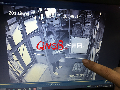 杭州85歲大伯手握100萬元支票上了公交車，用時才發(fā)現(xiàn)支票不見了……