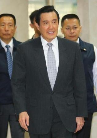臺北地檢署重啟偵辦“三中案”，日前再度傳喚馬英九(圖)出庭，馬英九全程行使緘默權(quán)。 來源：臺灣《聯(lián)合報(bào)系》資料照片