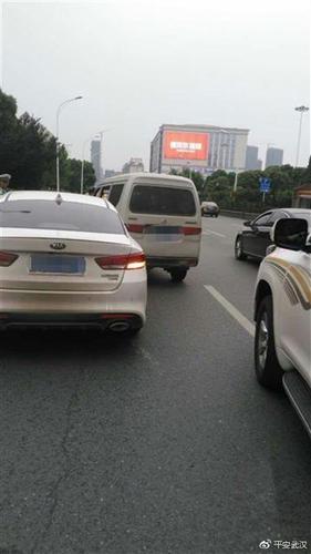 車技差？轎車1年半發(fā)生500起事故 還賺了百萬元