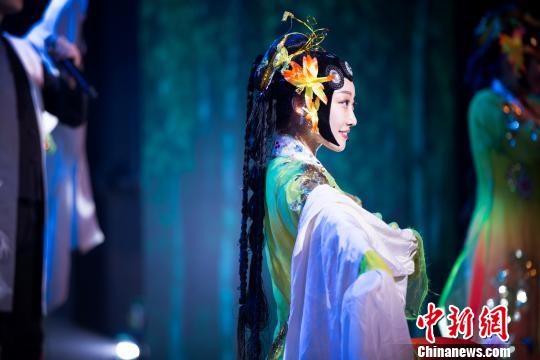 2018中俄邊境城市展覽會(huì)開(kāi)幕儀式和文藝演出現(xiàn)場(chǎng) 趙東來(lái) 攝