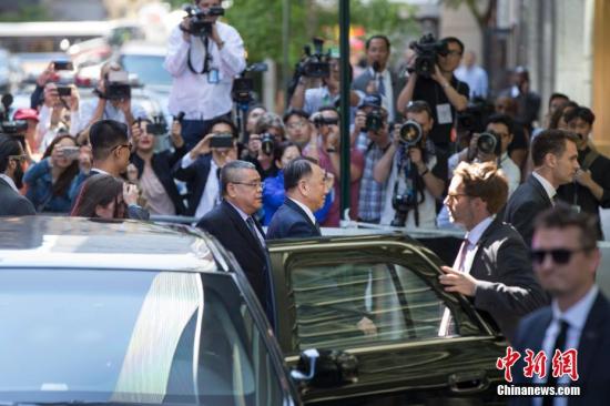 當(dāng)?shù)貢r間5月30日，朝鮮勞動黨中央委員會副委員長金英哲抵達(dá)美國紐約聯(lián)合國廣場大廈。他將于本周在紐約會見美國國務(wù)卿蓬佩奧。金英哲為18年來訪美的朝鮮最高級別官員。<a target='_blank' href='http://www.chinanews.com/'>中新社</a>記者 廖攀 攝