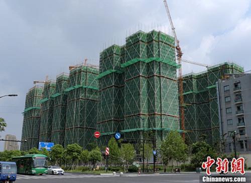 資料圖：浙江杭州一樓盤正在建設(shè)中。<a target='_blank' href='http://www.chinanews.com/'>中新社</a>記者 王 剛 攝