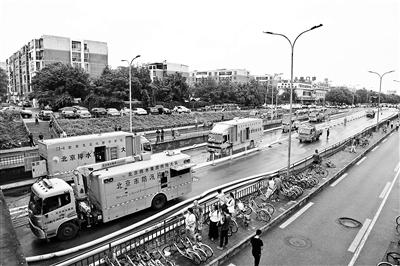 北京今明局地仍有短時強(qiáng)降水 133家景區(qū)臨時關(guān)閉