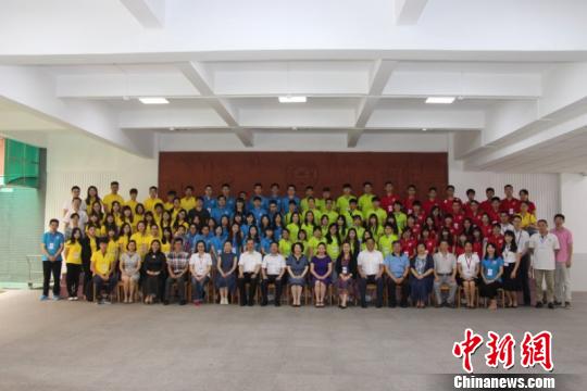 開營大合影 林文靜 攝