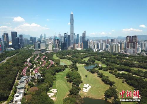 圖為遠眺深圳平安金融中心。<a target='_blank' href='http://www.chinanews.com/'>中新社</a>記者 陳文 攝