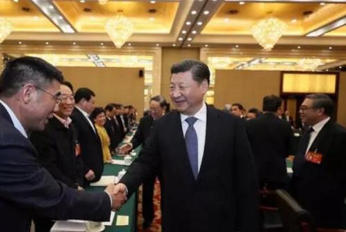 2017年3月4日下午，中共中央總書記、國家主席、中央軍委主席習(xí)近平看望參加全國政協(xié)十二屆五次會議的民進、農(nóng)工黨、九三學(xué)社委員，并參加聯(lián)組會，聽取意見和建議。