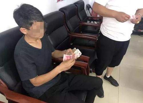 河南一辦事處扣車要600元放車費(fèi):只收現(xiàn)金 沒票據(jù)