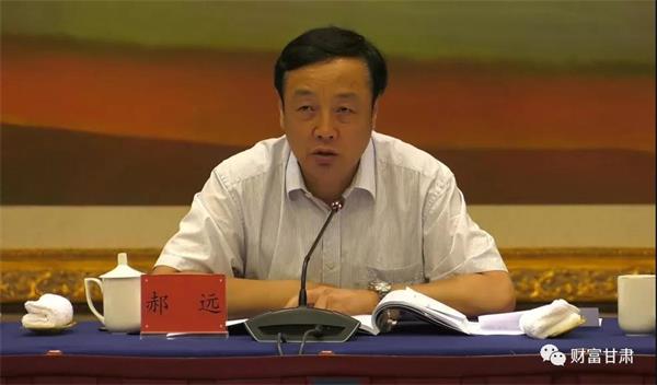 我省部分上規(guī)模民營(yíng)企業(yè)座談會(huì)召開(kāi)