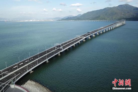 圖為港珠澳大橋香港段。<a target='_blank' href='http://www.chinanews.com/'>中新社</a>記者 李志華 攝