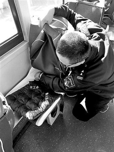 長春公交裝暖心坐墊 有車隊(duì)剛裝上一小時(shí)就丟6個(gè)