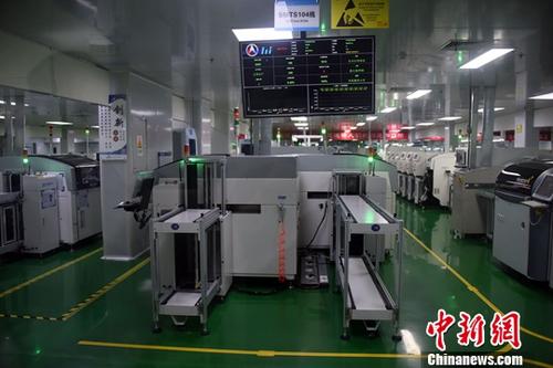 資料圖：智能工廠物流系統(tǒng)。<a target='_blank' href='http://www.chinanews.com/'>中新社</a>記者 孫自法 攝