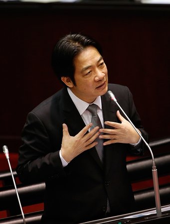 賴清德改口:九二共識拼經(jīng)濟(jì)有民眾基礎(chǔ) 我都尊重