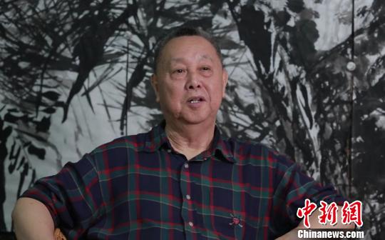 著名畫家林墉?！±盍?攝