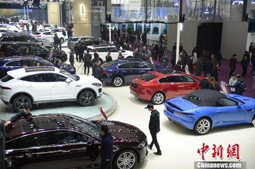資料圖：2018第十四屆中國(長沙)國際汽車博覽會(huì)現(xiàn)場(chǎng)。<a target='_blank' href='http://www.chinanews.com/'>中新社</a>記者 楊華峰 攝