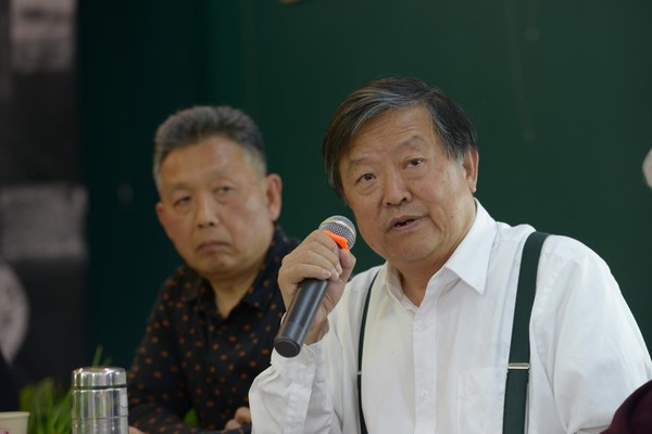 中國人民大學(xué)歷史系教授、中國文物保護(hù)基金會歷史文化專業(yè)委員會主任毛佩琦先生介紹活動緣起與宗旨