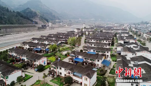 2018年3月22日，航拍四川德陽綿竹市清平鎮(zhèn)，該鎮(zhèn)已建成為生態(tài)旅游小鎮(zhèn)。 中新社記者 劉忠俊攝