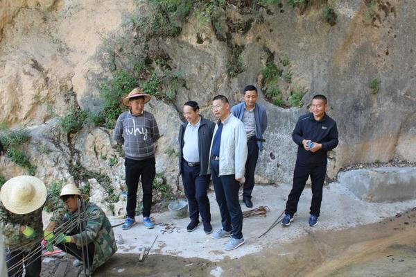 甘南州舟曲縣政協(xié)機(jī)關(guān)開展脫貧攻堅結(jié)對共建工作