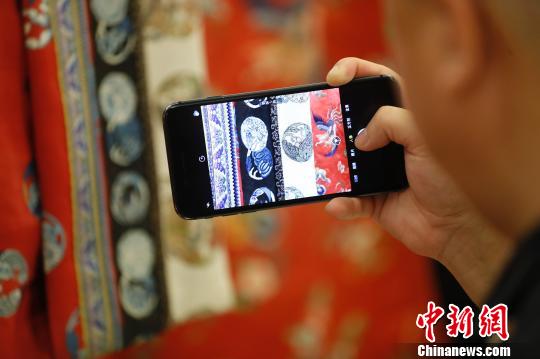 畢紅古典美衣收藏專題展現(xiàn)場 杜洋 攝