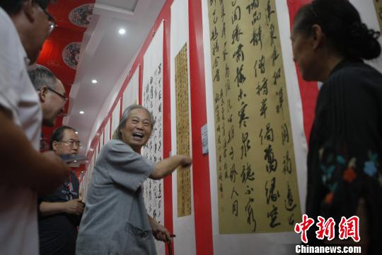 首屆“衛(wèi)夫人獎(jiǎng)”全國書法篆刻作品展開展近八千幅作品參評(píng)