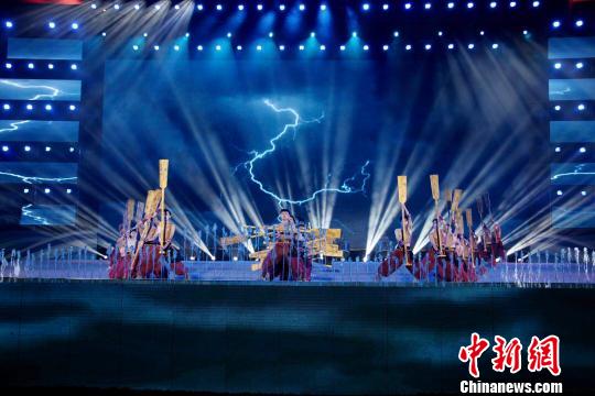 圖為“2019昆明鄭和文化旅游節(jié)”開幕式?！≠R凱 攝