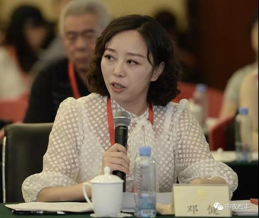 全國政協(xié)委員、吉林省白城市副市長鄧健極為期盼著鹽堿地治理技術(shù)和模式的突破。