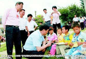 輸出政協(xié)智慧　共繪發(fā)展藍(lán)圖——十二屆全國政協(xié)情牽社稷、履職為民綜述（上）
