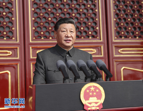 10月1日上午，慶祝中華人民共和國成立70周年大會在北京天安門廣場隆重舉行。中共中央總書記、國家主席、中央軍委主席習近平發(fā)表重要講話。 新華社記者 鞠鵬 攝
