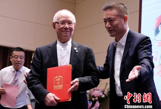 日本漫畫大師千葉徹彌走進(jìn)南京高校設(shè)立創(chuàng)新中心