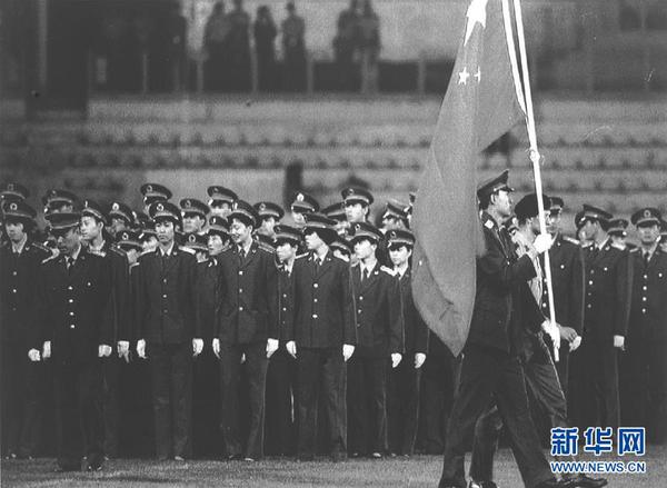 2、為紀念第二次世界大戰(zhàn)結束50周年
