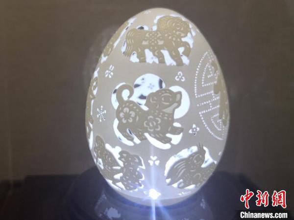 工藝美術大師作品展示?！“⒘漳?攝