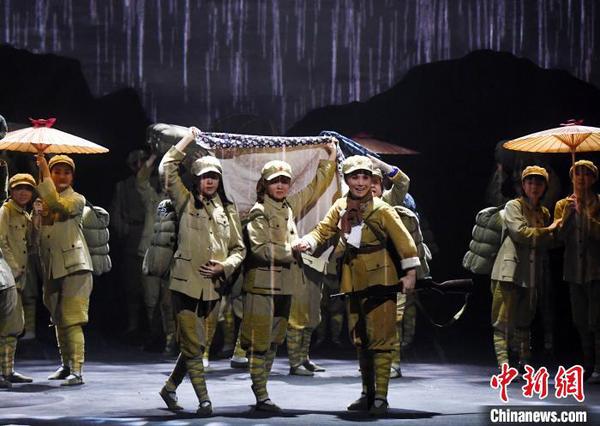 閩劇《生命》獲得中宣部第十五屆精神文明建設(shè)“五個一工程”優(yōu)秀作品獎?！∮浾邉⒖筛?攝