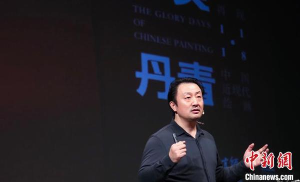 “不負丹青，名家經(jīng)典再現(xiàn)作品展暨百城百校中國傳統(tǒng)藝術進校園主題講座”啟幕 小新 攝