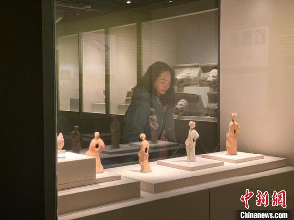 圖為展覽現(xiàn)場。　岳依桐 攝