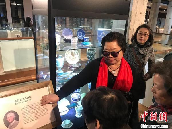 “歐洲瓷器三百年展”?！∵_(dá)利敏 攝