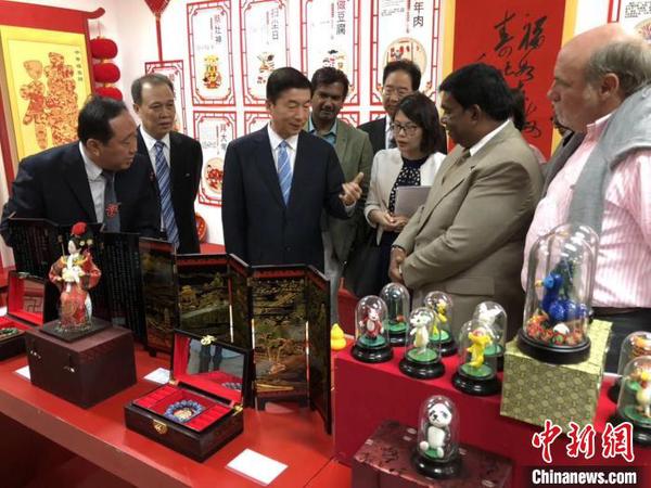 圖為山西文化走進(jìn)外交部省市區(qū)全球推薦活動(dòng)?！∈茉L者供圖 攝