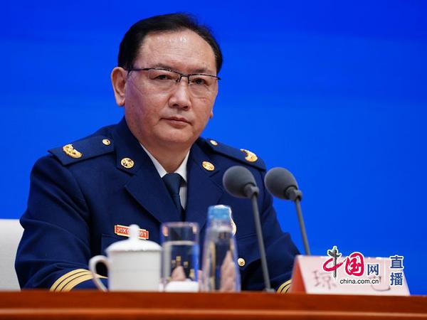 應(yīng)急管理部黨組成員、消防救援局局長瓊色
