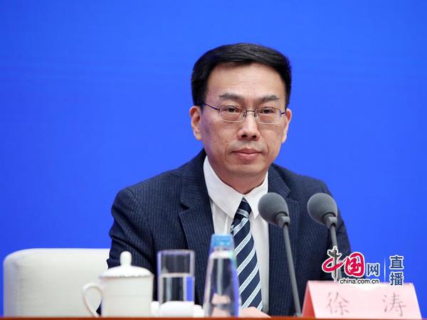 中國科學院應對疫情科研攻關組組長、中國科學院前沿局局長、中國科學院大學附校長徐濤院士