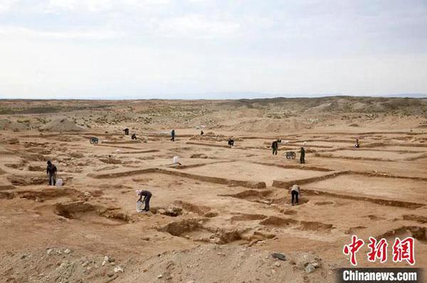 圖為敦煌旱峽玉礦遺址考古發(fā)掘現(xiàn)場。(資料圖)甘肅省文物考古研究所供圖